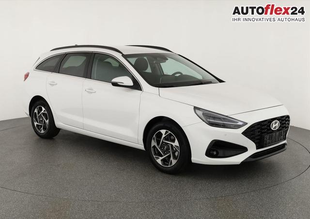 Gebrauchtfahrzeug Hyundai i30 Kombi - 1.0 T-GDI Style, Navi, LED, Kamera, Winter, sofort