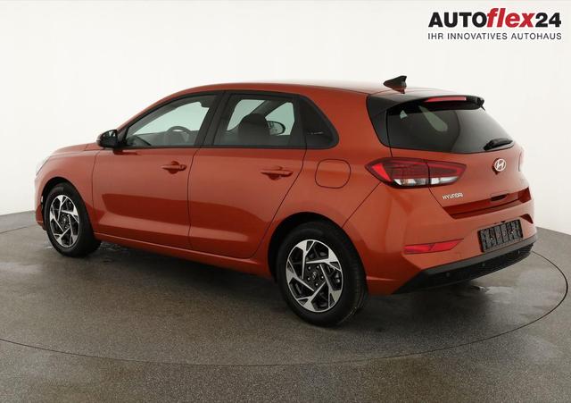 Hyundai i30 1.0 T-GDI DCT Family, Navi, Kamera, LED, 16-Zoll, Winterpaket, 1. Hand 