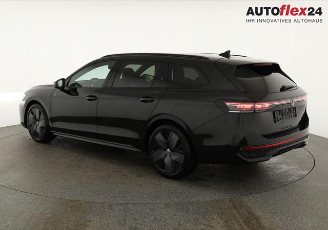 Volkswagen Passat Variant 2.0 TSI 195 kW 4Motion R-Line DSG 4M Black, Pano, AHK, HuD 