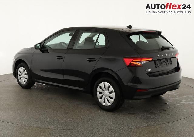 Skoda Fabia Selection 1.0 TSI Selection, AHK, Tempomat, Ladeboden, Park, Winterpaket, SmartLink, 4-J Garantie 