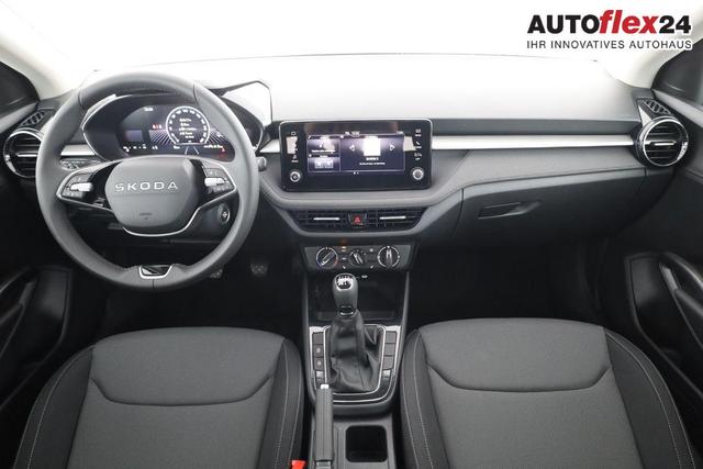 Skoda Fabia Selection 1.0 TSI Selection, AHK, Tempomat, Ladeboden, Park, Winterpaket, SmartLink, 4-J Garantie 