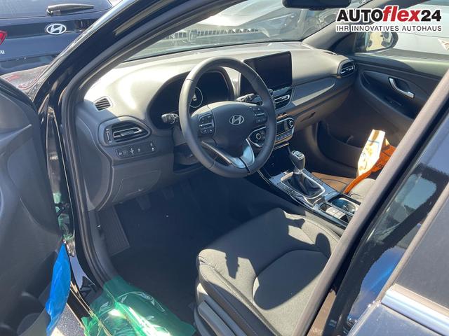 Zentrallager Hyundai i30 Kombi - 1.5 T-GDI Family, Navi, Side, Winter, 17-Zoll, Klimaautomatik