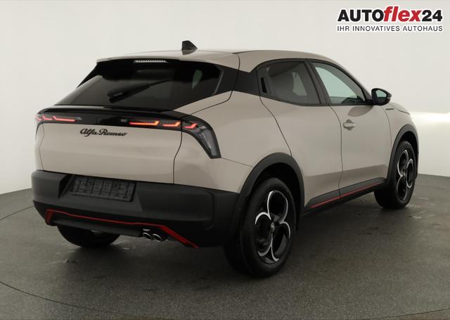 Vorlauffahrzeuge Alfa Romeo Junior - Ibrida 1.2 VGT 48V-Hybrid (100kW) Speciale Speciale, 18-Zoll, Kamera, el. Klappe, Sitzheizung