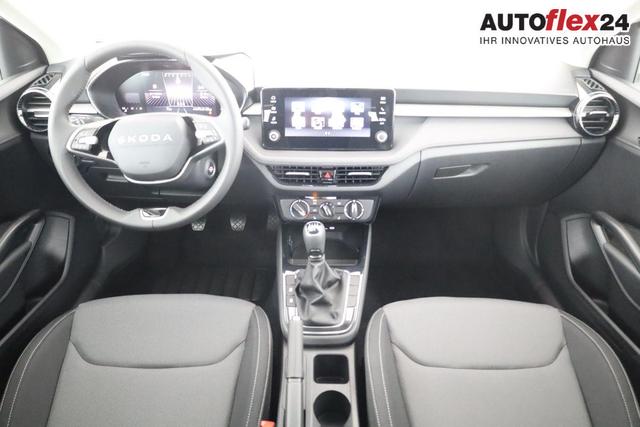 Skoda Fabia Selection 1.0 TSI Selection, Park, Winterpaket, SmartLink, 4-J Garantie 