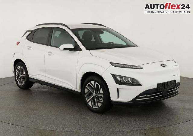 Vorlauffahrzeuge Hyundai KONA - EV Advantage, Navi, Sitzheizung, Kamera