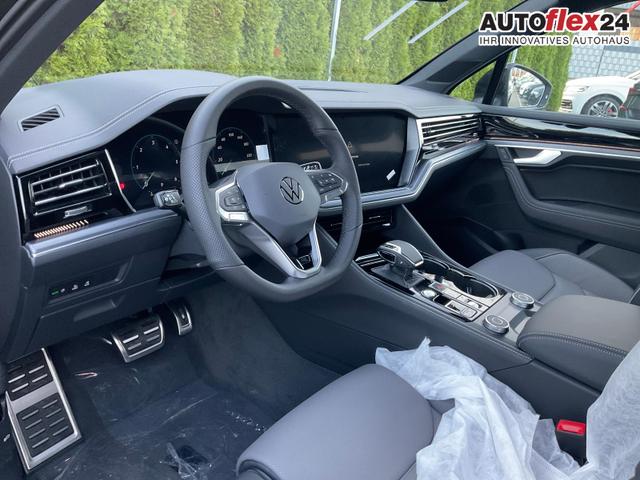 Vorlauffahrzeuge Volkswagen Touareg - 3.0 TDI 210 kW 4Motion R-Line V6 Black, AHK, HuD, Luft, Standheizung