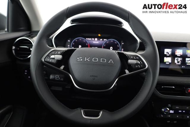 Skoda Fabia Selection 1.0 TSI DSG 130 Jahre, LED, Kamera, ACC, Side, Ladeboden, Winter 