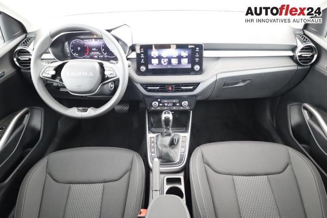 Skoda Fabia Selection 1.0 TSI DSG 130 Jahre, LED, Kamera, ACC, Side, Ladeboden, Winter 