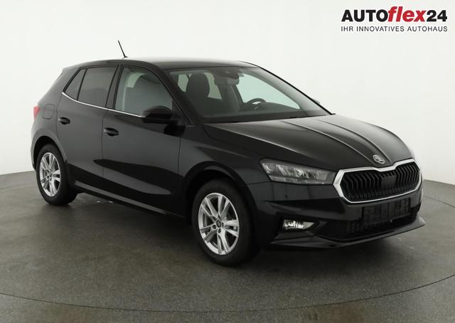 Skoda Fabia Selection 1.0 TSI DSG 130 Jahre, LED, Kamera, ACC, Side, Ladeboden, Winter 