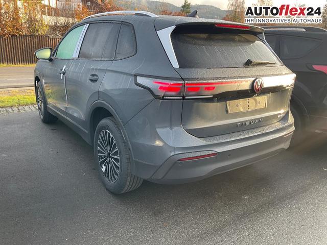 Volkswagen Tiguan 1.5 TSI eHybrid 150 kW Life DSG Life, IQ.Light, Pano, AHK, EasyOpen, AreaView, Side 