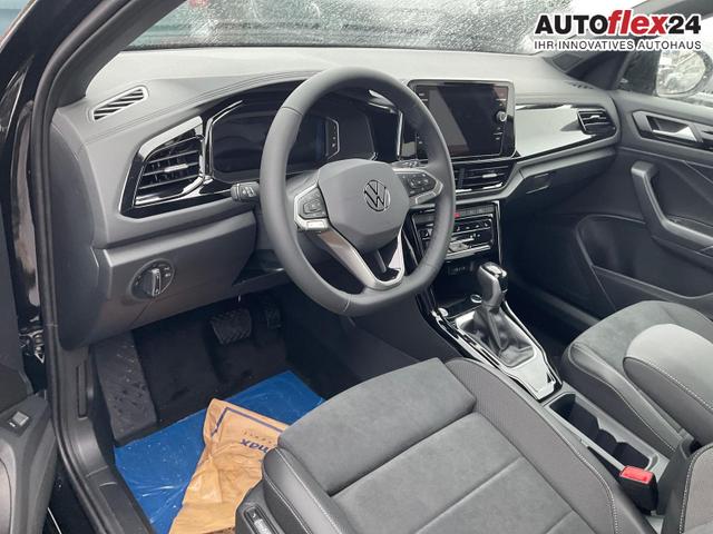 Vorlauffahrzeuge Volkswagen T-Roc - Style 1.5 TSI DSG Black Style, AHK, IQ.Light, 19-Zoll, easyOpen, Navi