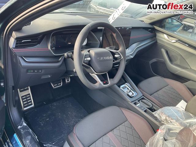 Vorlauffahrzeuge Skoda Octavia Combi - RS 2.0 TSI DSG, Sonderlackierung, AHK, 19 Zoll, Canton, el. Klappe, Navi, Matrix, sofort