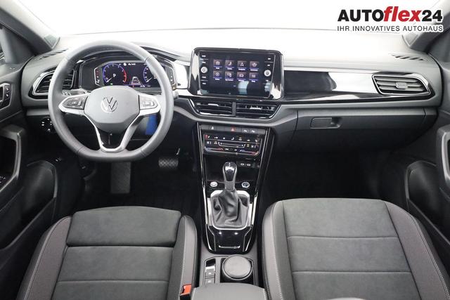 Volkswagen T-Roc Style 1.5 TSI DSG Black Style, AHK, IQ.Light, 19-Zoll, easyOpen, Navi 