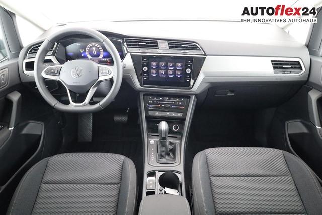 Volkswagen Touran Comfortline BMT/Start-Stopp 1.5 TSI DSG Comfortline, 7-Sitzer, AHK, Navi, Kamera, Side, Winter, 4-J. Garantie 