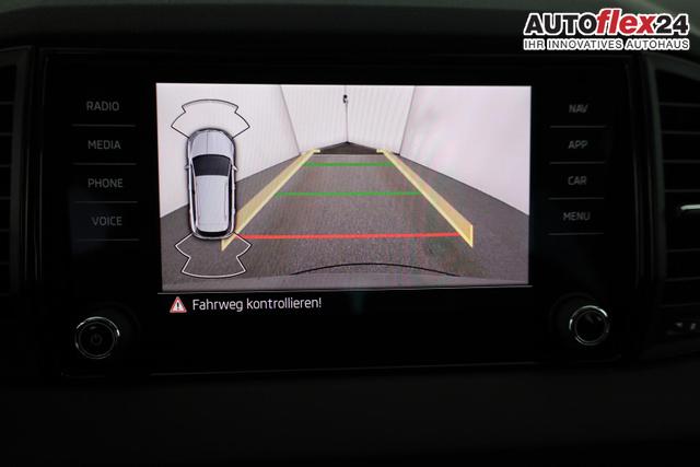 Skoda Karoq Selection 1.5 TSI DSG Selection, AHK, Navi, Kamera, el. Klappe, LED, Winter, sofort 