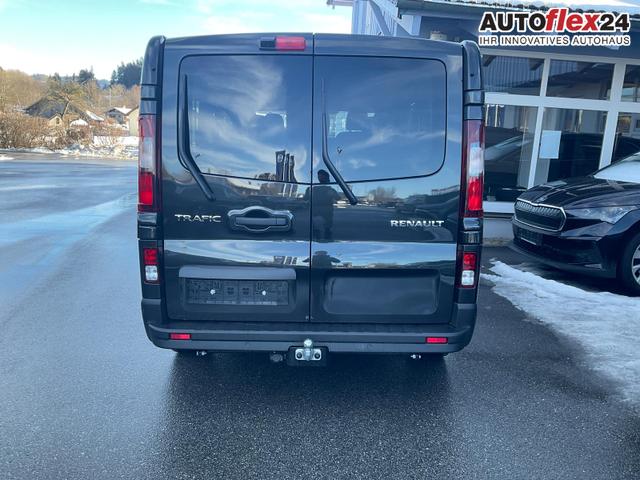 Renault Trafic Combi Grand Evolution dCi 170 AT, AHK, Navi, Side, LED, Winter, 17-Zoll 
