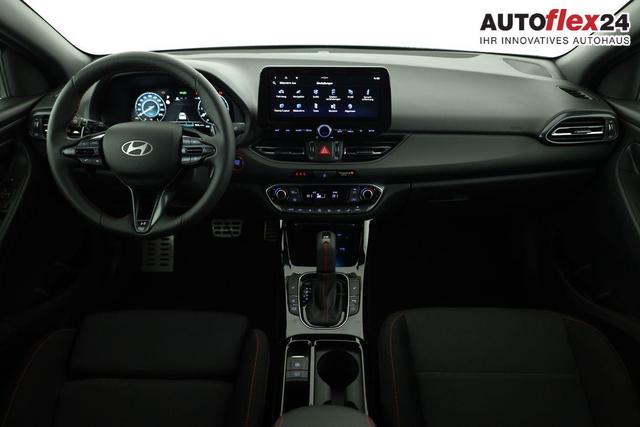Hyundai i30 N Line 1.5 T-GDI DCT Fastback N-LINE, Navi, 18-Zoll, Kamera, LED, Winter 