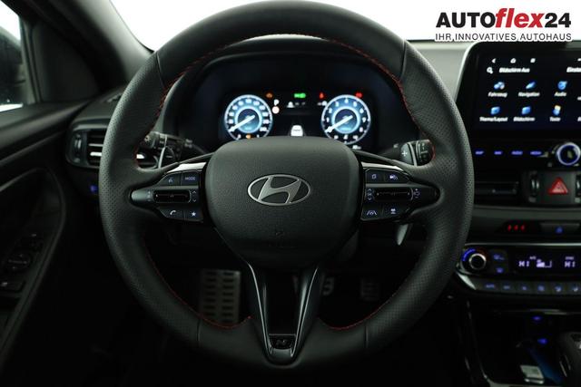 Hyundai i30 N Line 1.5 T-GDI DCT Fastback N-LINE, Navi, 18-Zoll, Kamera, LED, Winter 