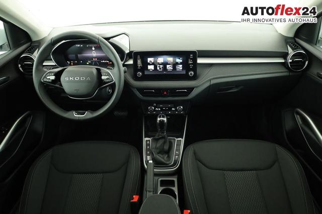 Skoda Fabia Selection 1.0 TSI DSG Selection, KESSY, Kamera, 15-Zoll schwarz, Winter, Ladeboden 