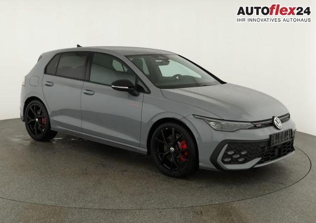 Vorlauffahrzeuge Volkswagen Golf - 2.0 TSI 195 kW GTI VIII DSG Black Style, Pano, Navi, Side, Matrix, AreaView, Winter, 19-Zoll