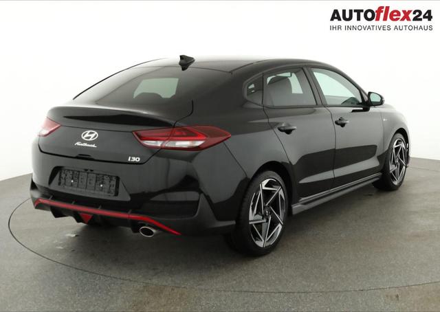 Hyundai i30 N Line 1.5 T-GDI DCT Fastback N-LINE, Navi, 18-Zoll, Kamera, LED, Winter 