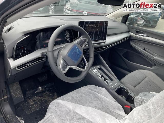 Vorlauffahrzeuge Volkswagen Golf - LIFE VIII Variant 2.0 TDI DSG Life, AHK, easyOpen, Kamera, 3-J Garantie