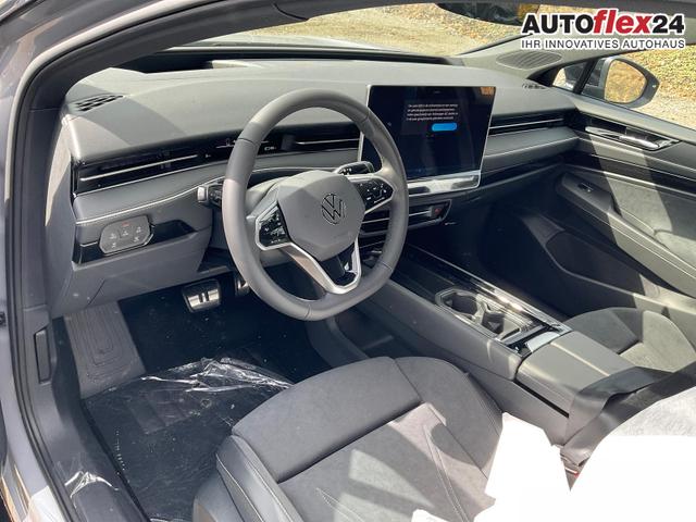 Vorlauffahrzeuge Volkswagen ID.7 Kombi - Pro S 210 kW Tourer Black Style, IQ.Light, HuD, AreaView, 20-Zoll, Side, Winter