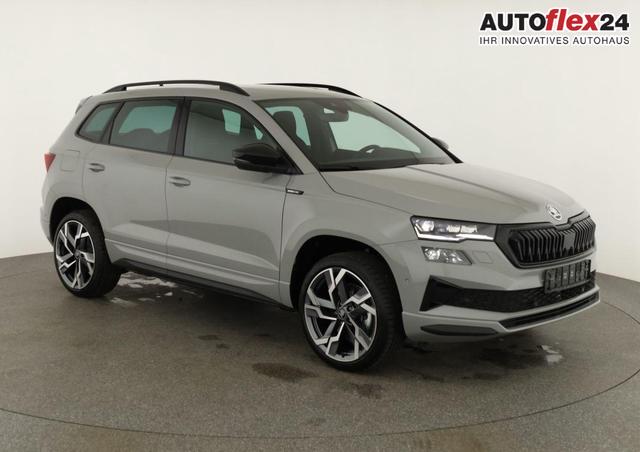 Vorlauffahrzeuge Skoda Karoq - Sportline 1.5 TSI DSG Sportline, Pano, AHK, Navi, CANTON, Matrix, AreaView, Side, FS-beheizbar, 19-Zoll