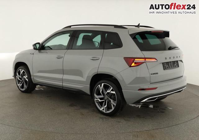 Skoda Karoq Sportline 1.5 TSI DSG Sportline, Pano, AHK, Navi, CANTON, Matrix, AreaView, Side, FS-beheizbar, 19-Zoll 
