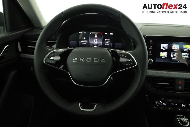 Skoda Kamiq Selection 1.0 TSI Selection, AHK, LED, Kamera, Ladeboden, Winter 