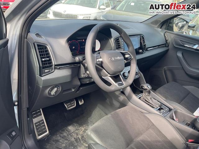 Vorlauffahrzeuge Skoda Karoq - Sportline 4x4 2.0 TSI DSG Sportline, Pano, AHK, Navi, Matrix, Side, Winter, 5 J.-Garantie
