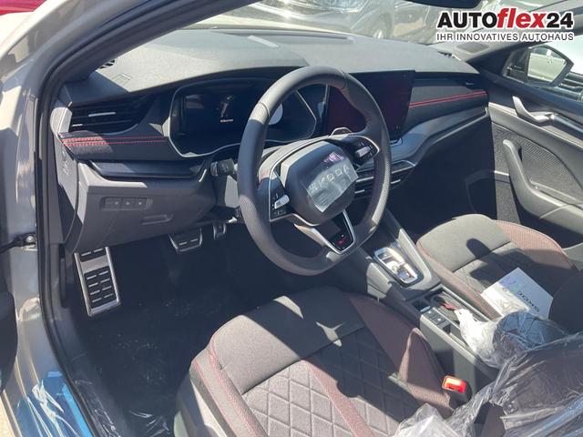 Vorlauffahrzeuge Skoda Octavia Combi - 2.0 TSI 195 kW RS DSG, Pano, Standheizung, AHK, Navi, Matrix, Sound, Side, Winter, 5 J.-Garantie