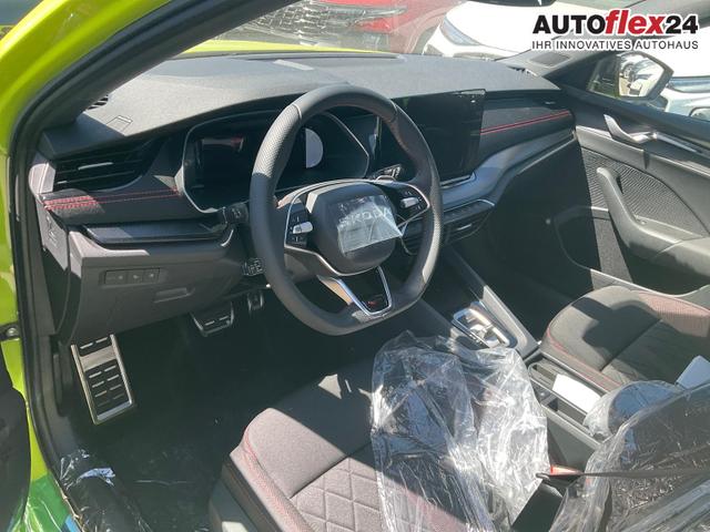 Vorlauffahrzeuge Skoda Octavia Combi - 2.0 TSI 195 kW RS DSG, Pano, Standheizung, AHK, Navi, Matrix, Sound, Side, Winter, 5 J.-Garantie