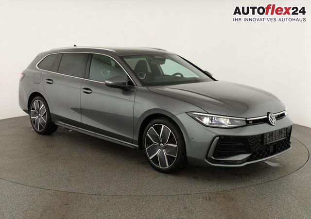 Gebrauchtfahrzeug Volkswagen Passat Variant - 2.0 TDI 142 kW 4Motion R-Line DSG 4M R-LINE, Pano, AHK, IQ.Light, HUD, 19-Zoll, AreaView, Navi, Side