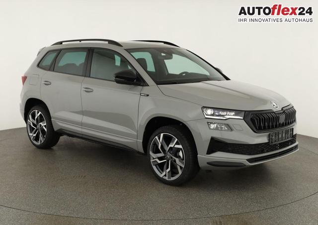 Vorlauffahrzeuge Skoda Karoq - Sportline 1.5 TSI DSG Sportline, Pano, AHK, Navi, Matrix, Side, Winter, 5 J.-Garantie