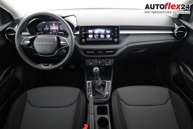 Skoda Fabia Selection 1.0 TSI Selection, AHK, Tempomat, Ladeboden, Park, Winterpaket, SmartLink, 4-J Garantie 