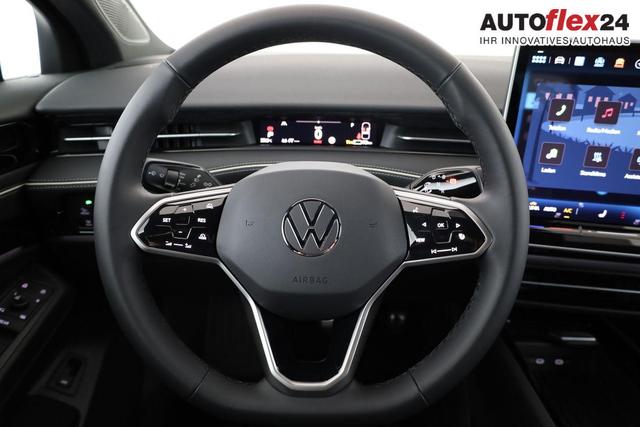 Volkswagen ID.7 Pro 210 kW Black, HuD, IQ.Light, IQ.Drive, AreaView, Side, Winter, 20-Zoll 