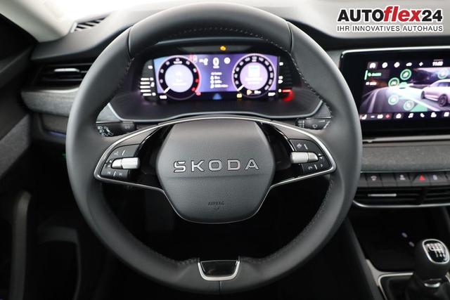 Skoda Octavia Combi 1.5 TSI 110 kW Selection Selection, AHK, LED, Side, ACC, Kamera, 17-Zoll 