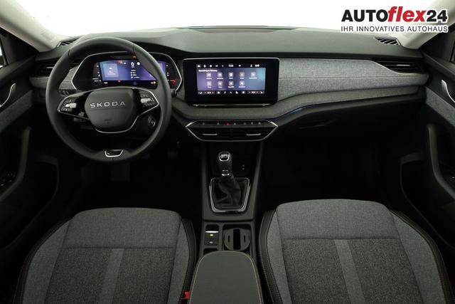 Skoda Octavia Combi 1.5 TSI 110 kW Selection Selection, AHK, LED, Side, ACC, Kamera, Winter, 17-Zoll 