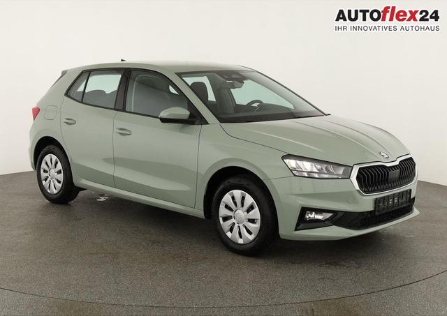 Vorlauffahrzeuge Skoda Fabia - Selection 1.0 TSI Selection, AHK, Tempomat, Ladeboden, Park, Winterpaket, SmartLink, 4-J Garantie