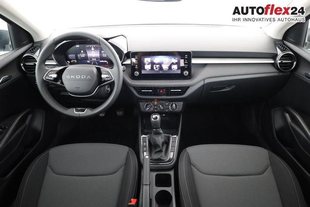 Skoda Fabia Selection 1.0 TSI Selection, AHK, Tempomat, Ladeboden, Park, SmartLink, 4-J Garantie 