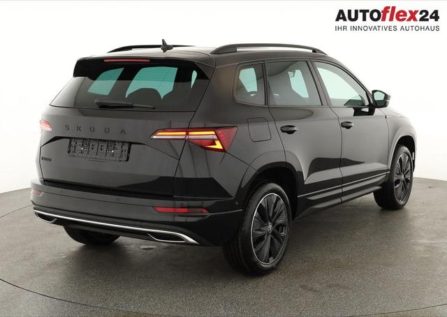 Skoda Karoq Sportline 1.5 TSI DSG Sportline, Pano, AHK, Navi, CANTON, Matrix, AreaView, Side, el. Klappe, FS-beheizbar, 5 J.-Garantie 