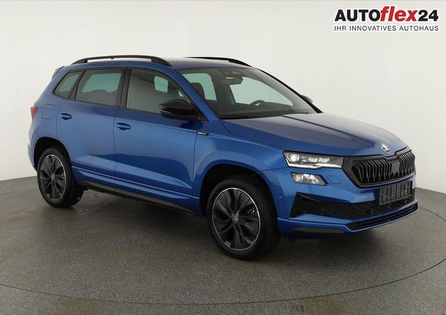 Vorlauffahrzeuge Skoda Karoq - Sportline 1.5 TSI DSG Sportline, AHK, Navi, CANTON, Matrix, AreaView, Side, Kamera, el. Klappe, FS-beheizbar, 5 J.-Garantie