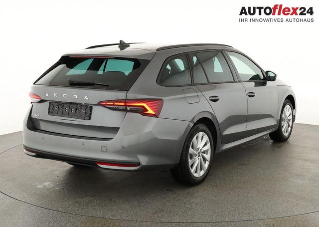 Skoda Octavia Combi 1.5 TSI 110 kW Selection Selection, AHK, LED, Side, ACC, Kamera, 17-Zoll 