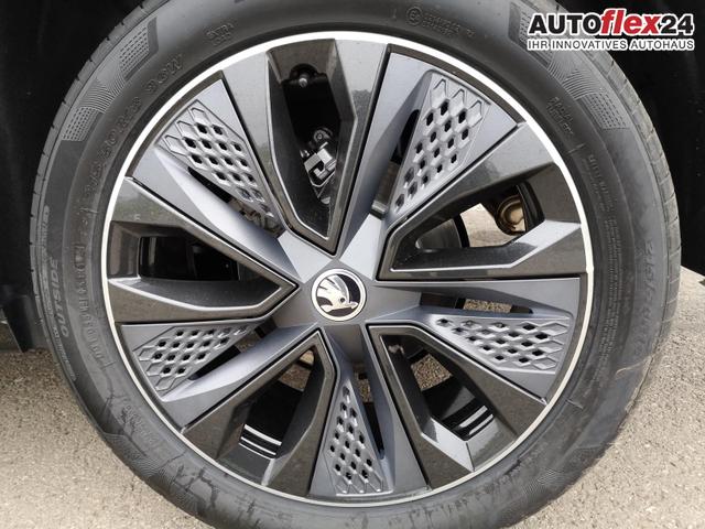 Skoda Karoq Sportline 1.5TSI DSG AHK Matrix ACC Navi 