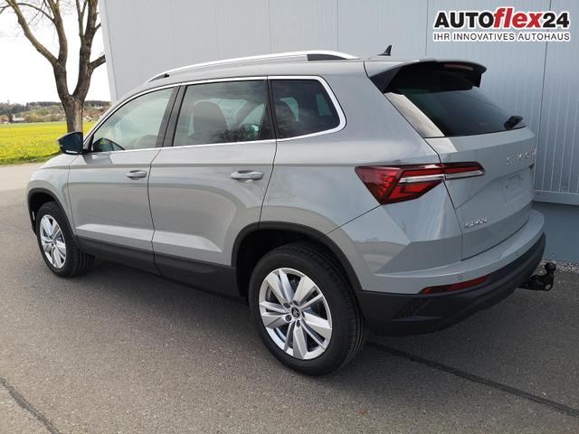 Skoda Karoq Selection 1.5 TSI DSG GV5 AHK 17 Ladeb 