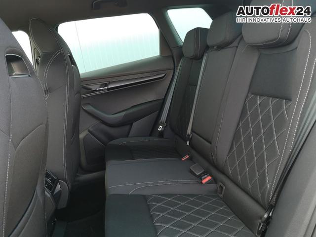 Skoda Karoq Sportline 2.0TDI DSG 4x4 AHK Matrix Navi ACC 