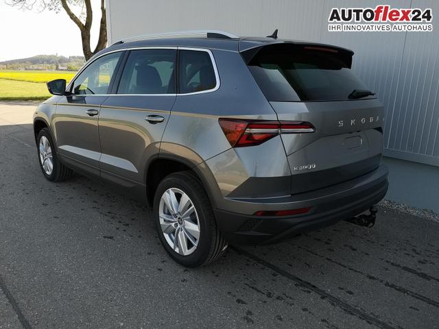 Vorlauffahrzeuge Skoda Karoq - Selection 2.0 TDI DSG GV5 AHK 17 Ladeb