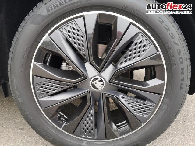 Skoda Karoq Sportline 2.0TDI DSG 4x4 AHK Matrix Navi ACC 