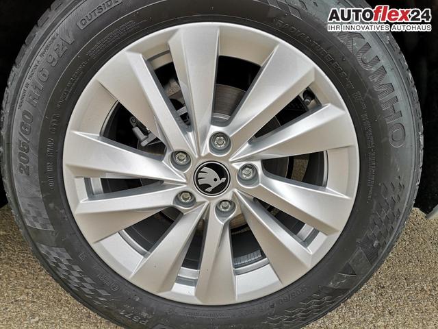 Skoda Octavia Combi 2.0 TDI 110 kW Selection Kombi DSG AHK Navi GV5 